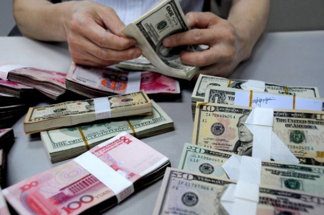 Киев хочет договориться с кредиторами о списании 40% долга