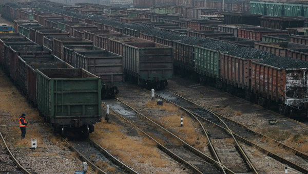 Санкции против России: «Укрзализныця» отказалась принимать вагоны из РФ
