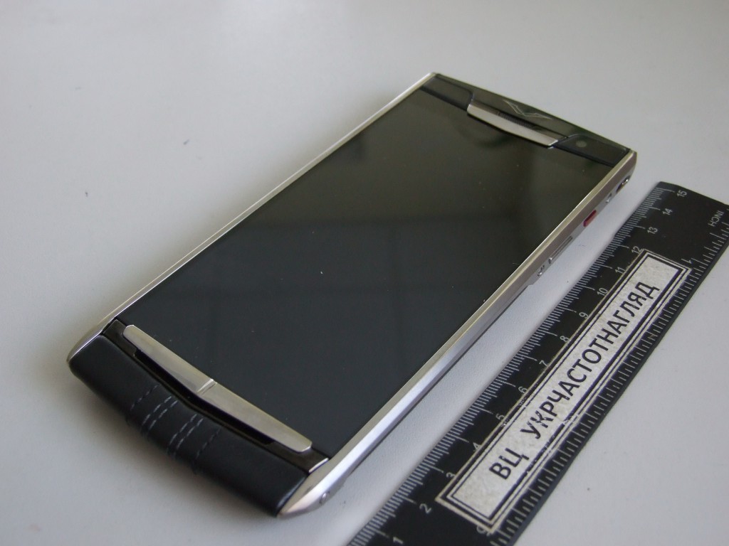 УГЦР сертифицировал смартфон VERTU для продажи в Украине УГЦР сертифицировал смартфон VERTU для продажи в Украине