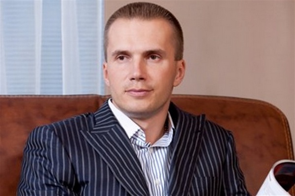 Силовики заарештували понад 2,6 млрд грн на рахунках банку Олександра Януковича