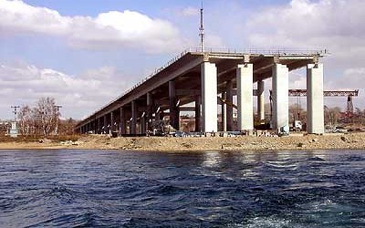 Будівництво Керченського мосту опинилося під загрозою зриву
