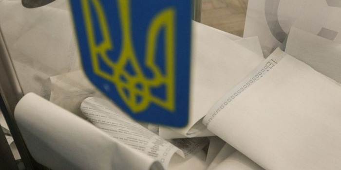 Рейтинг БПП обвалился до 9%