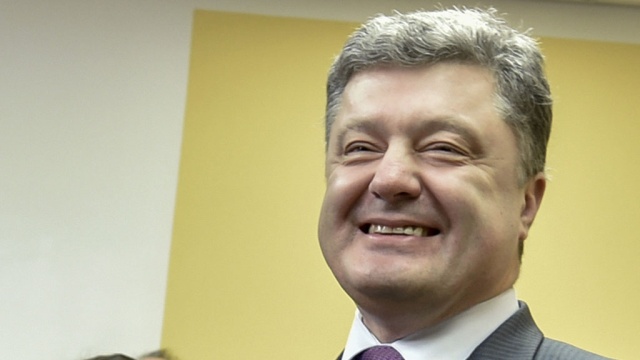 Порошенко приказал создать группу по решению проблемы вывода денег в офшоры Порошенко приказал создать группу по решению проблемы вывода денег в офшоры