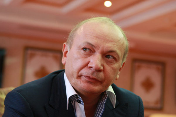 Интерпол медлит сообщать Украине о статусе одиозного соратника Януковича Интерпол медлит сообщать Украине о статусе одиозного соратника Януковича