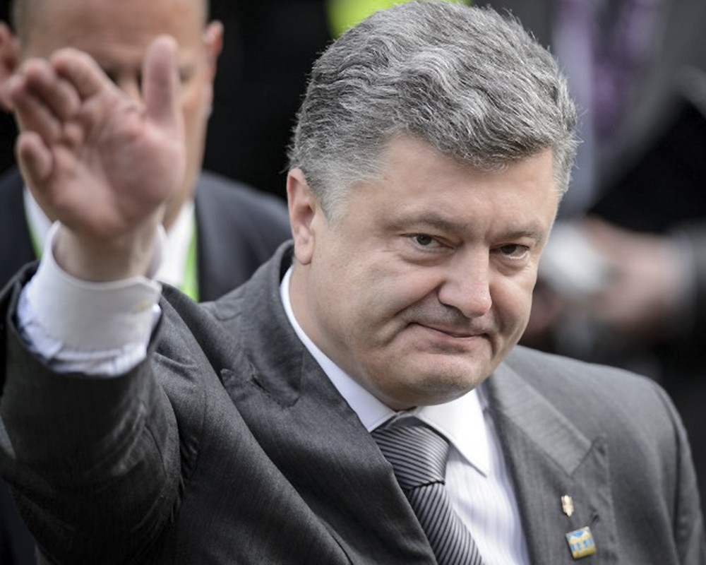 Скандал з контрабандою: Порошенко відправив у відставку посла в Словаччині
