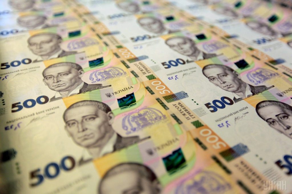 Девальвация гривны привела к росту госдолга до 1,7 трлн грн