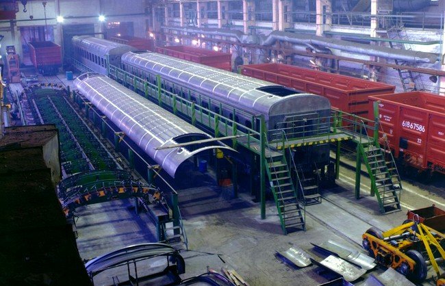 Крюківський вагонобудівний завод поставить «Укрзалізниці» 350 вантажних вагонів