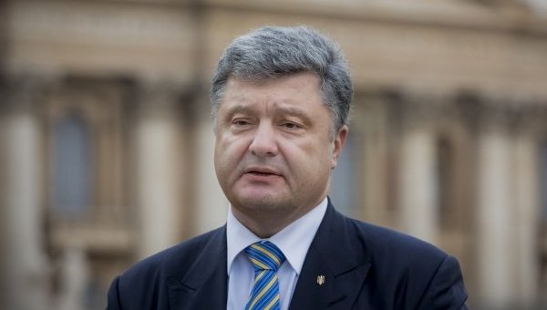 Хочете боротися проти президента – будь ласка. Але Україну не розхитуйте