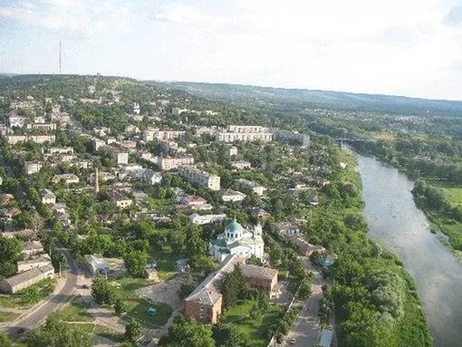 В Балаклее продолжаются восстановительные работы