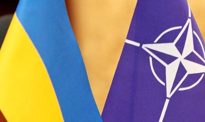 Порошенко скоро подпишет указ о назначении представителя Украины при НАТО