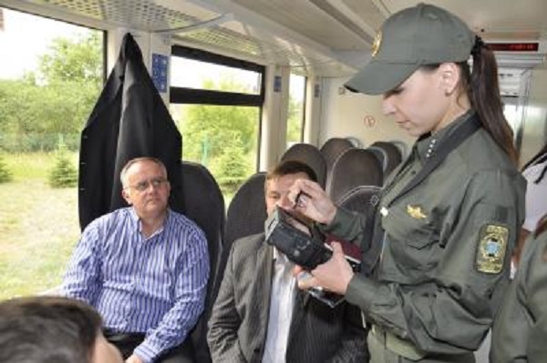 Безвизовым режимом с ЕС воспользовались уже около 9 тысяч украинцев — Госпогранслужба
