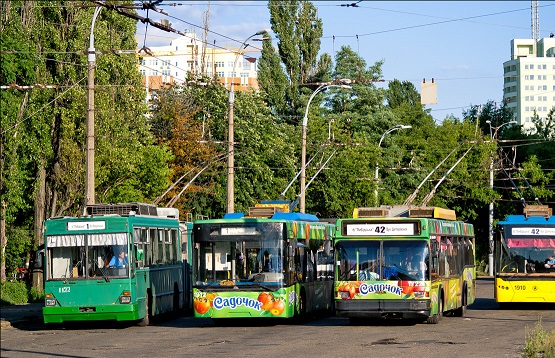 Київський автопарк оновлять автобусами і тролейбусами