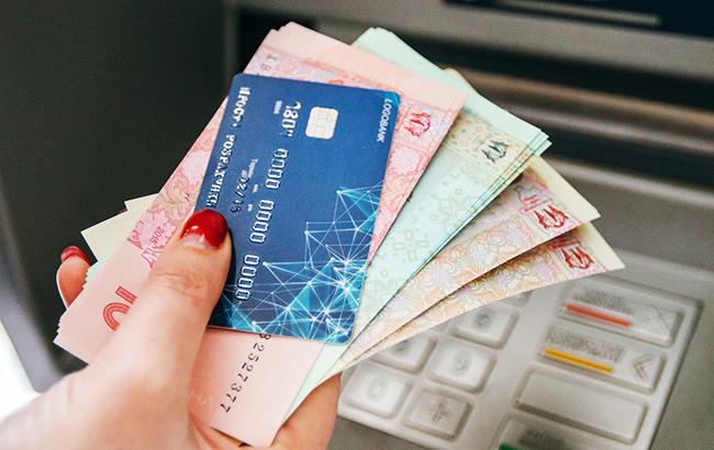 ТОП – 3 регіонів України з високими зарплатами