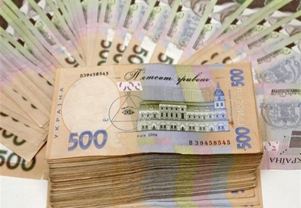 Україна щороку витрачає 130 млрд грн на обслуговування боргів