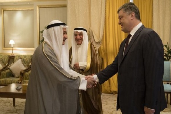 Порошенко призывает кувейтский бизнес инвестировать в Украину