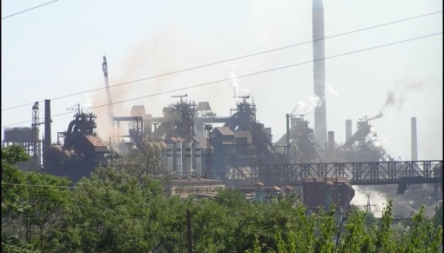 Конвертер «Азовсталі» достроково зупинили на ремонт