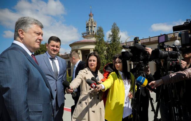 Президент анонсував обговорення питання побудови вузької залізничної колії з Європи до Львова