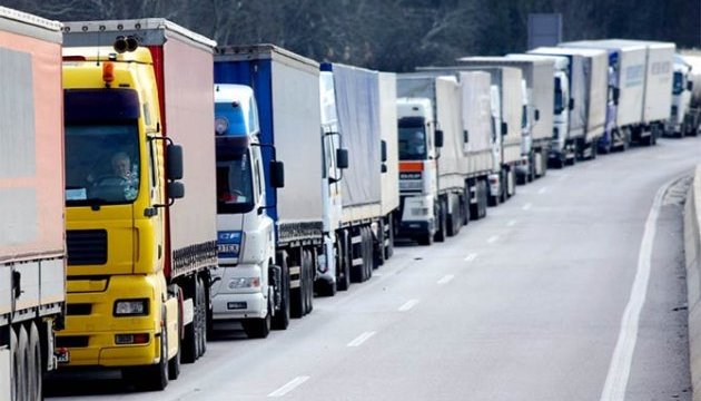 Україна знизила в п’ять разів експорт вантажівок