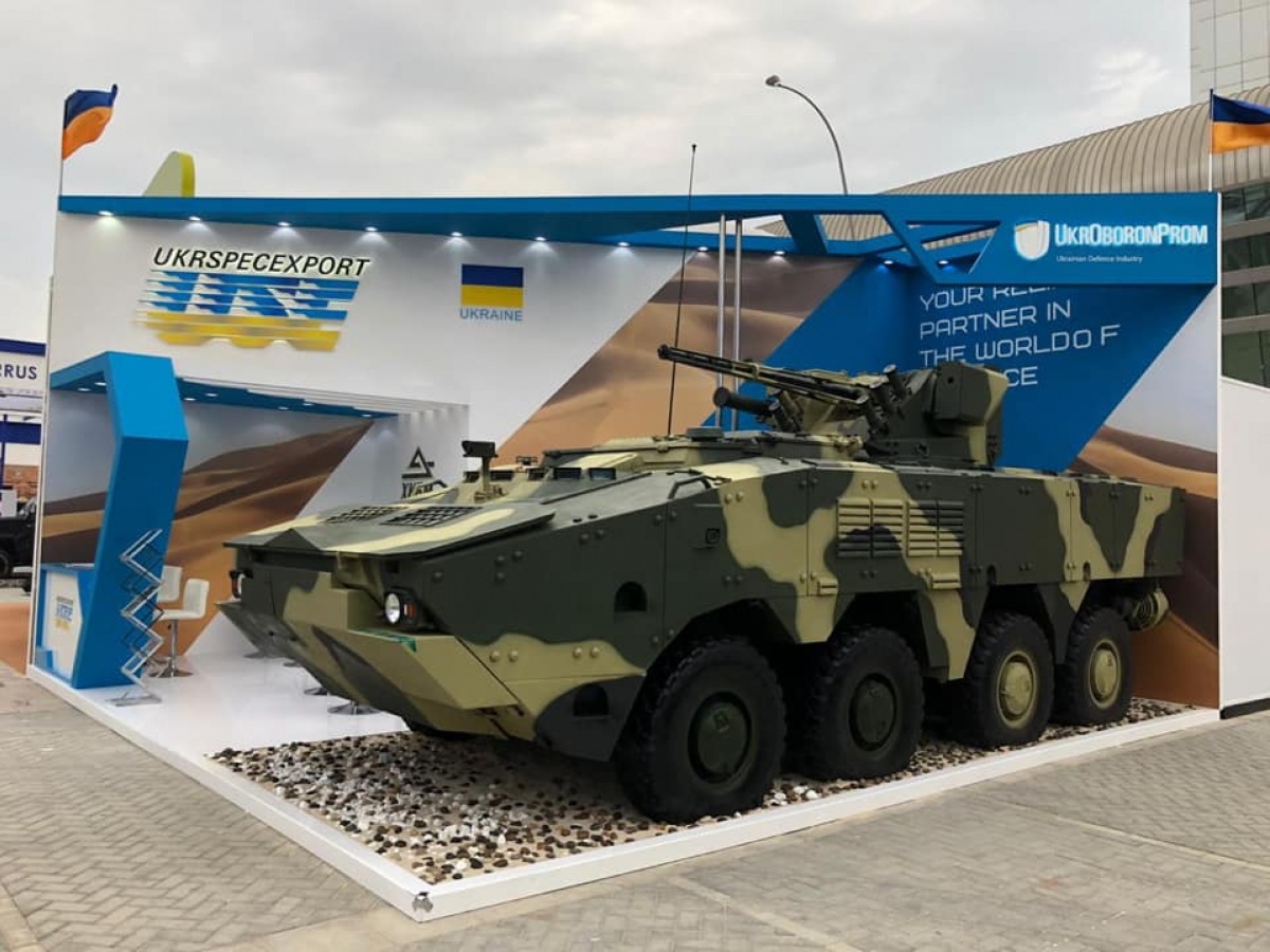 Украина представляет новые образцы вооружений на международной выставке в ОАЭ