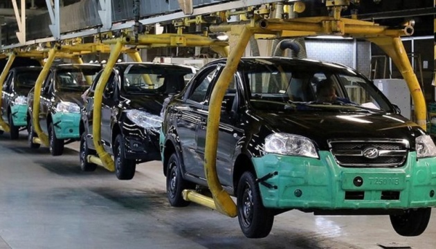 У лютому український автопром пішов у мінус