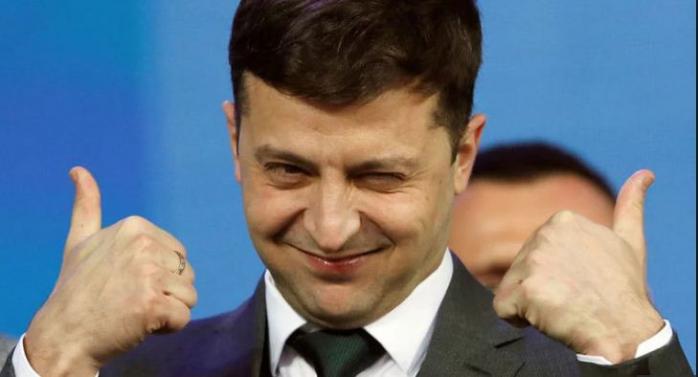 Владимир Зеленский встретился с банкирами и пообещал защищать их права Владимир Зеленский встретился с банкирами и пообещал защищать их права