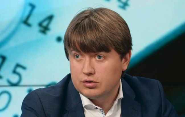 Прокуратура розслідує держзраду топ-чиновників у сфері енергетики Прокуратура розслідує держзраду топ-чиновників у сфері енергетики
