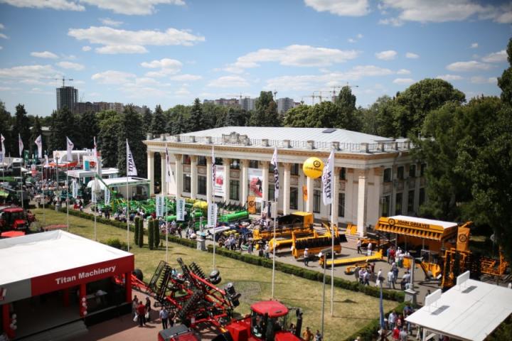 В столице началась агропромышленная выставка Агро-2019