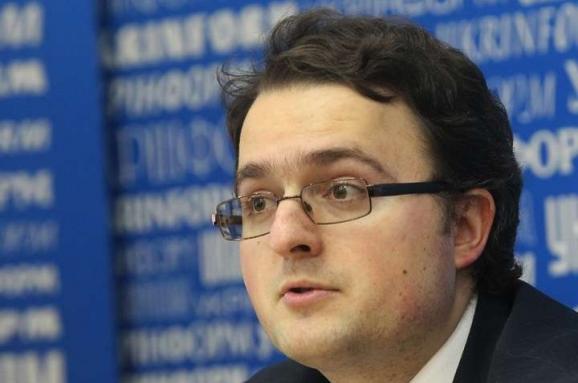 Новый постпред президента Украины в АРК: «Будем обеспечивать защиту прав крымчан» Новый постпред президента Украины в АРК: «Будем обеспечивать защиту прав крымчан»
