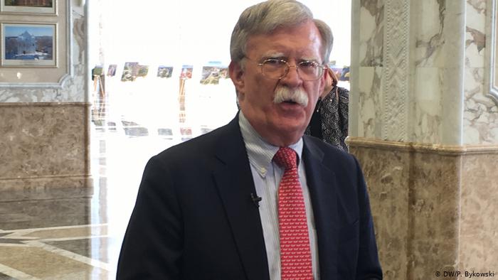 Болтон: США незабаром вирішать питання військової допомоги Україні