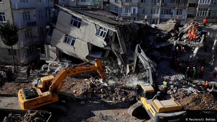 Землетрясение в Турции: число погибших возросло до 31, пострадавших более 1500