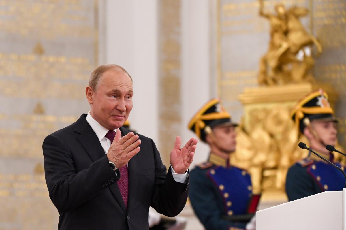 Путин считает неизбежным визит руководства Украины в Москву. Готовы даже подождать