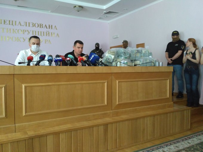 Рекордный размер взятки НАБУ и САП. Цена вопроса – 6 миллионов долларов Рекордный размер взятки НАБУ и САП. Цена вопроса – 6 миллионов долларов