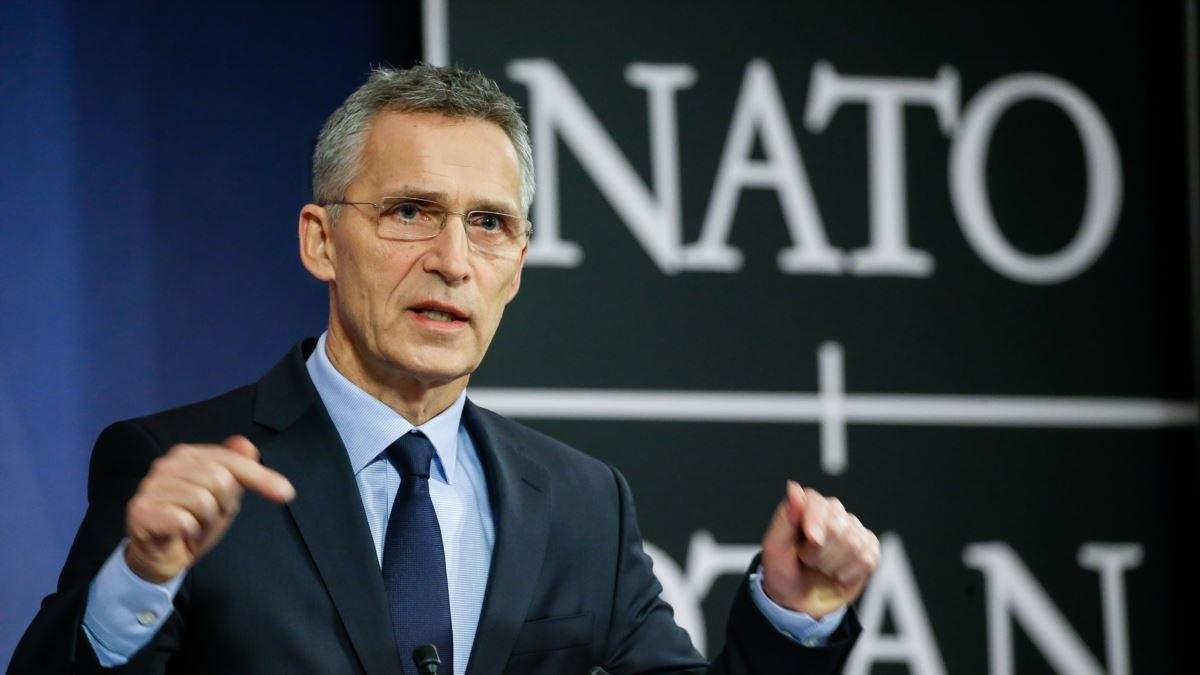 Рамштайн. Столтенберг закликав союзників негайно посилити військову допомогу для України