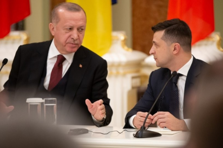 Президенты Зеленский и Эрдоган в телефонном разговоре говорили о газе, НАТО и крымских татарах Президенты Зеленский и Эрдоган в телефонном разговоре говорили о газе, НАТО и крымских татарах