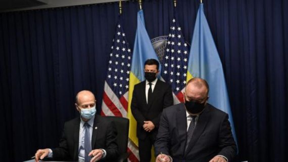 В США подписан меморандум о строительстве в Украине пяти энергоблоков АЭС В США подписан меморандум о строительстве в Украине пяти энергоблоков АЭС