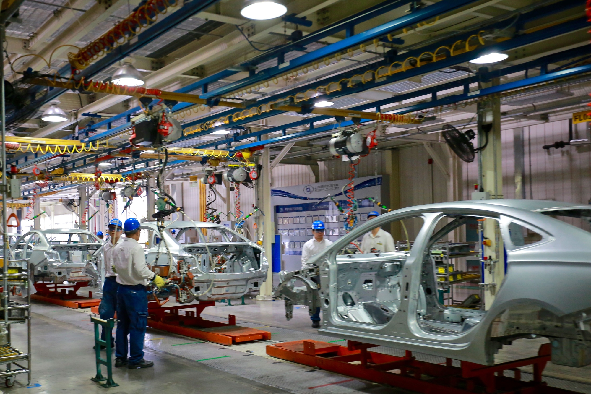 Украинская компания «Сентравис» поставляет бесшовные трубы для Volkswagen, BMW, Porsche, Mercedes, Audi, Opel