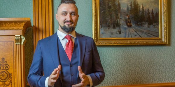 Підвищення тарифів на перевезення позначиться на бізнесі Ахметова, СКМ заплатить 5 млрд грн – глава Укрзалізниці Підвищення тарифів на перевезення позначиться на бізнесі Ахметова, СКМ заплатить 5 млрд грн – глава Укрзалізниці
