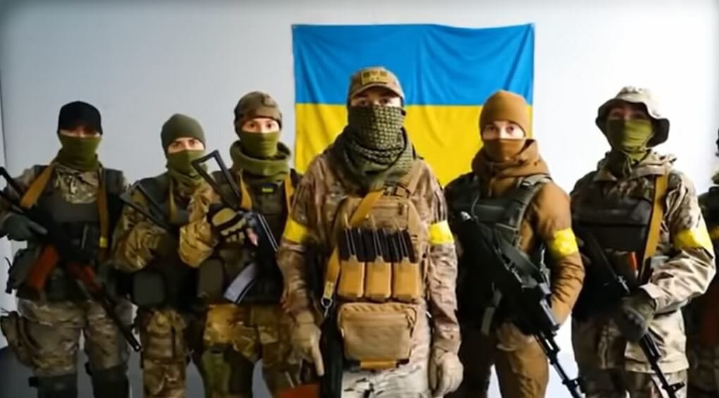 «Будем отстреливать как бешеных собак»: женщины-воины записали обращение к оккупантам