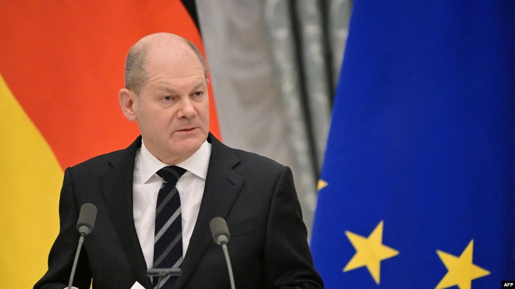 Сдаст ли Шольц немцев путину без единого выстрела