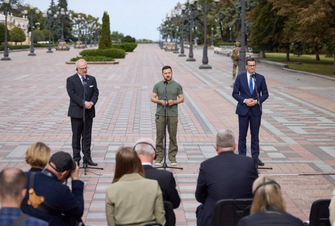 Україна і Польща створять хаб для ремонту військової техніки Україна і Польща створять хаб для ремонту військової техніки