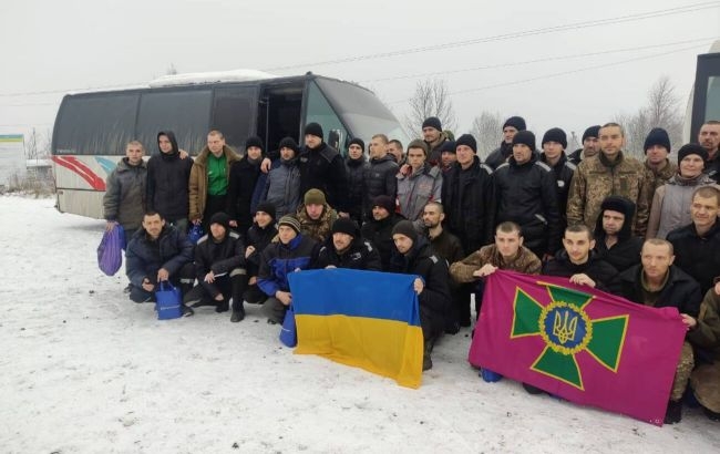 Україна повернула з полону ще 116 своїх захисників Україна повернула з полону ще 116 своїх захисників