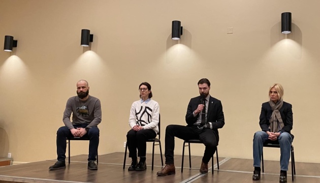 Освобожденные из плена «азовцы» в Нью-Йорке рассказали о преступлениях российских войск