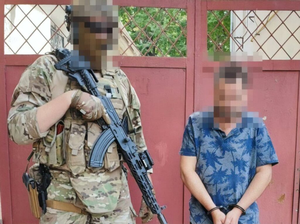 Коригувальника, який наводив ракетні удари по Миколаєву, засудили до понад 11 років ув’язнення Коригувальника, який наводив ракетні удари по Миколаєву, засудили до понад 11 років ув’язнення