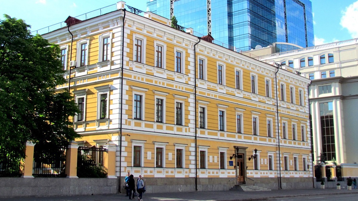 Близько 220 об’єктів майнового комплексу НАН України пошкоджено або повністю знищено внаслідок російської агресії