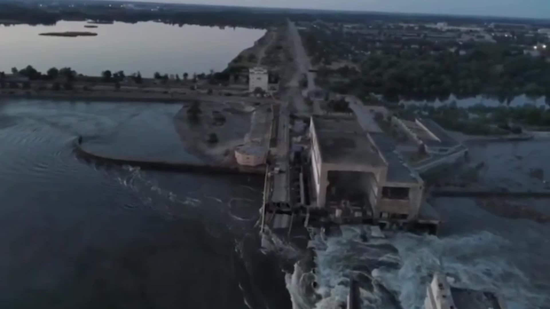 Уровень воды в Каховском водохранилище упал ниже «мертвой точки»