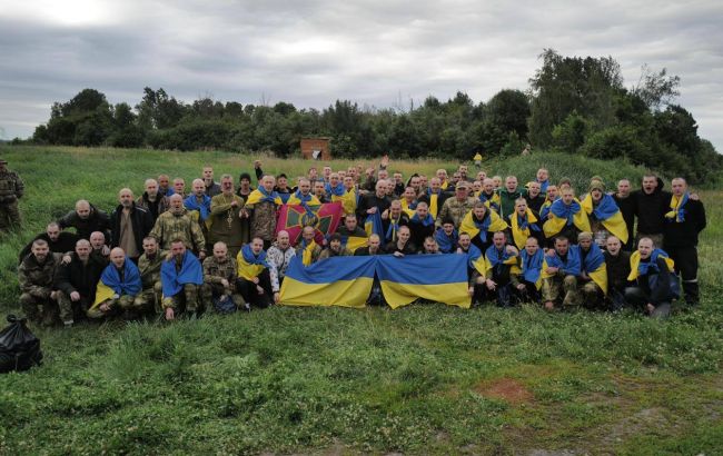 Из российского плена вернули еще 95 украинских защитников