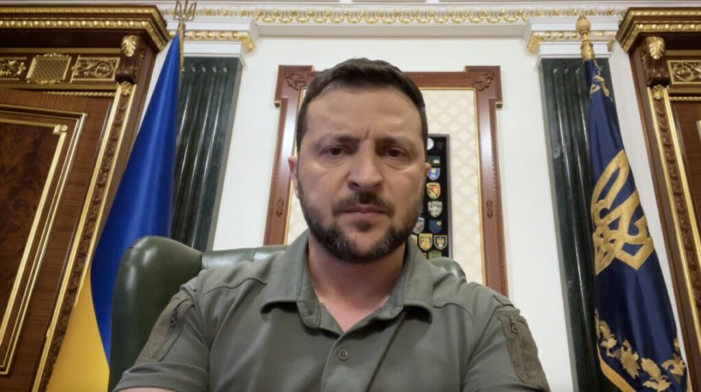 Владимир Зеленский провел совещание с руководителями силовых и военных ведомств. О чем говорили Владимир Зеленский провел совещание с руководителями силовых и военных ведомств. О чем говорили