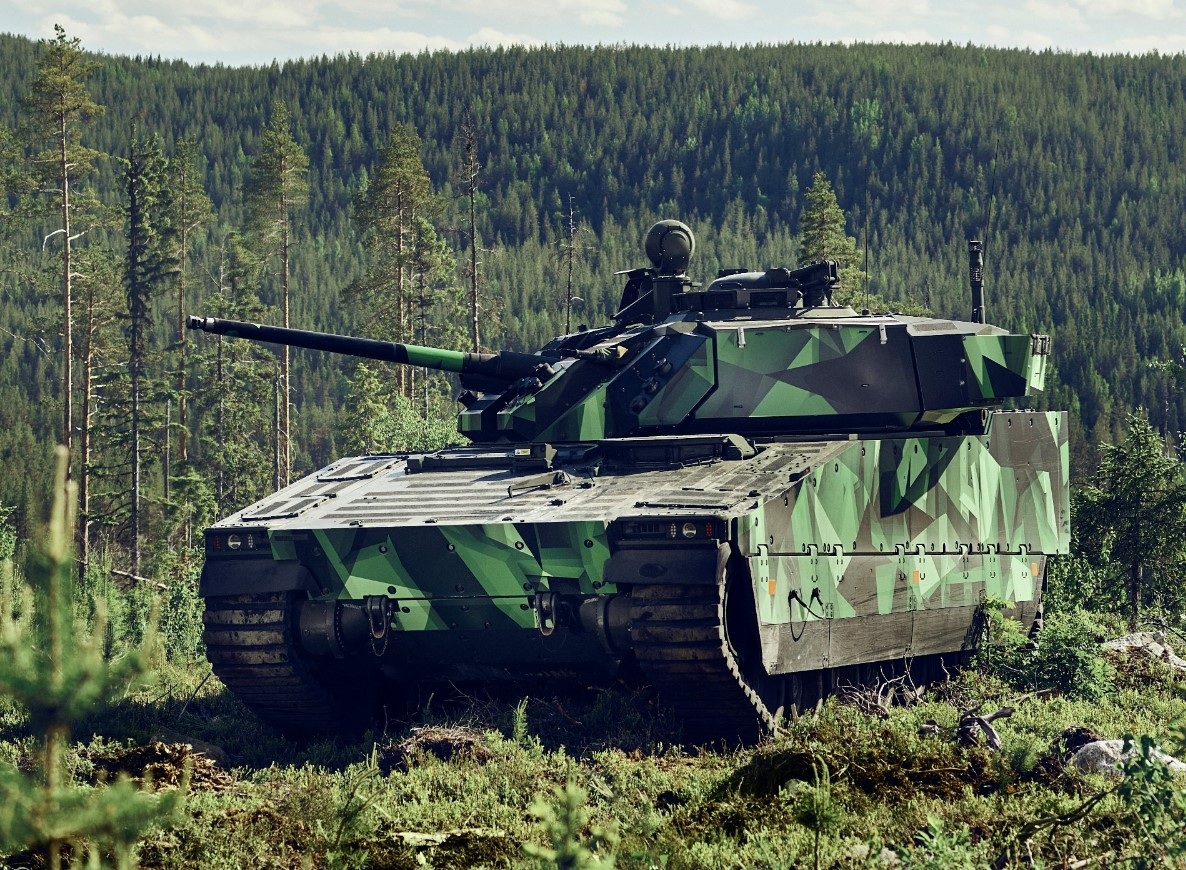 Украина и Швеция планируют совместно производить БМП CV-90 для ВСУ Украина и Швеция планируют совместно производить БМП CV-90 для ВСУ