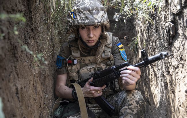 Кількість жінок-військових у ЗСУ за два роки зросла на 40 відсотків, – Міноборони Кількість жінок-військових у ЗСУ за два роки зросла на 40 відсотків, – Міноборони