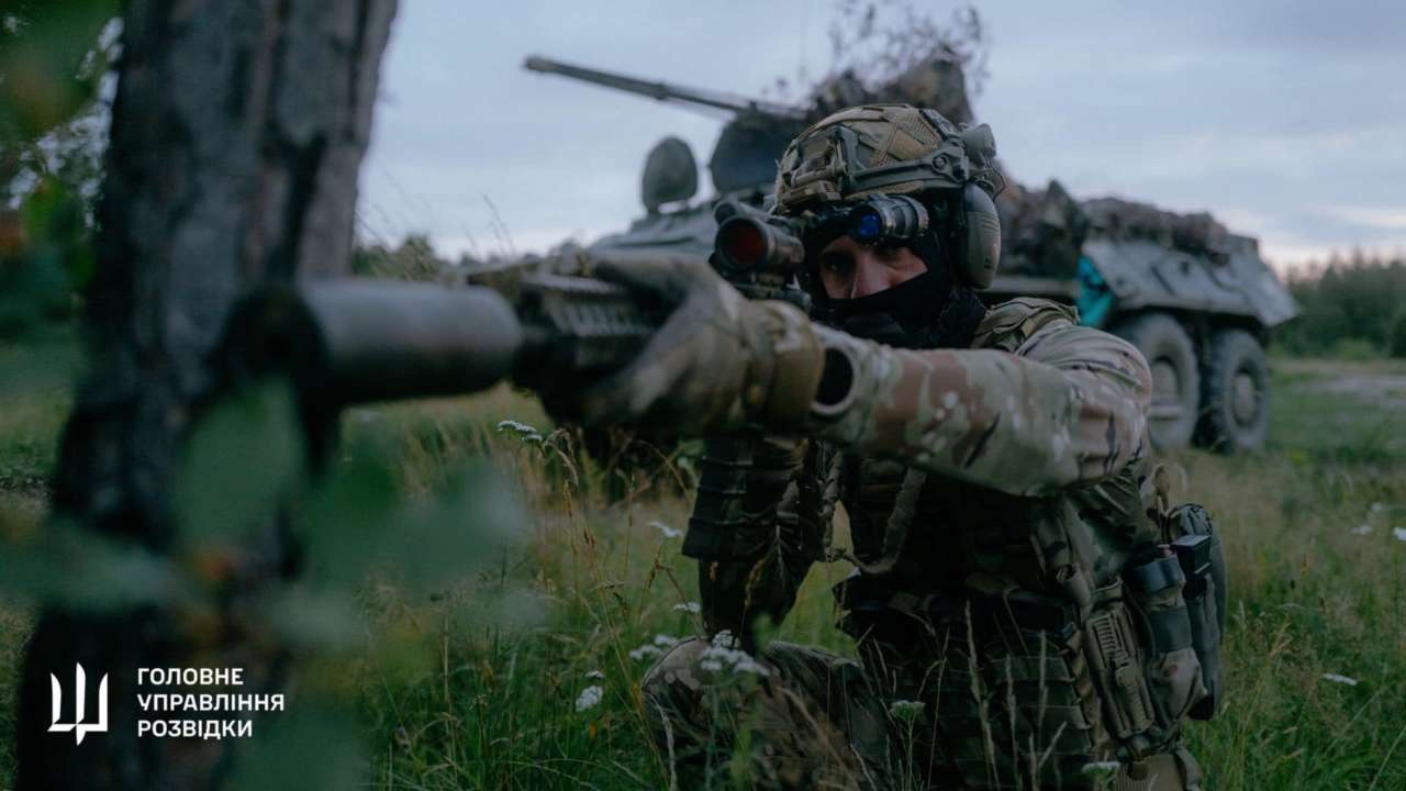 Сили оборони протягом доби знищили пронад 1300 окупантів, противник веде штурмові дії на низці напрямків – Генштаб ЗСУ Сили оборони протягом доби знищили пронад 1300 окупантів, противник веде штурмові дії на низці напрямків – Генштаб ЗСУ